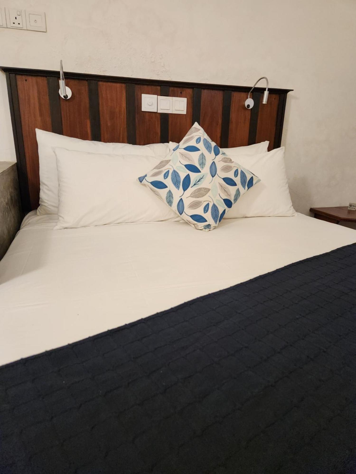 Zee Golf Affordable Luxury Hotel Galle Kültér fotó